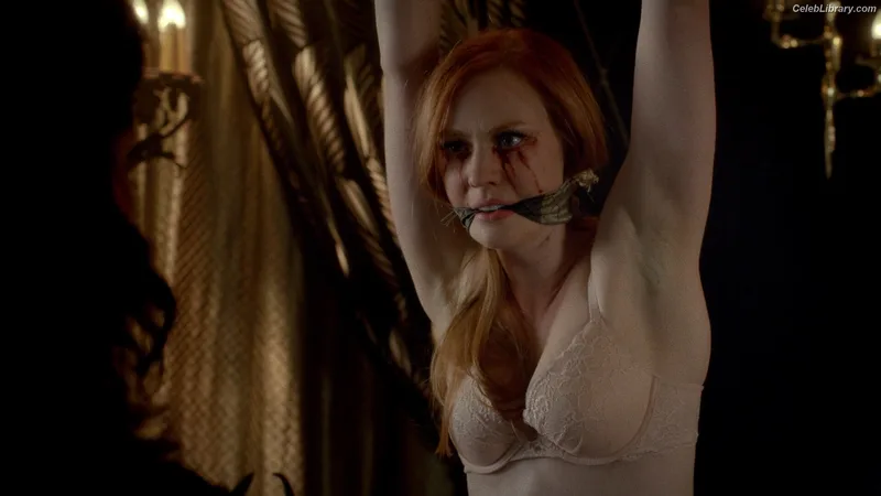 Deborah Ann Woll photo 6 of 165