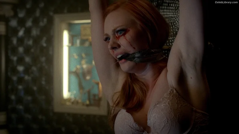 Deborah Ann Woll photo 8 of 165
