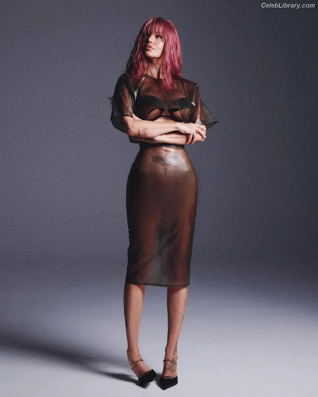 Deborah de Luca photo 17 of 91