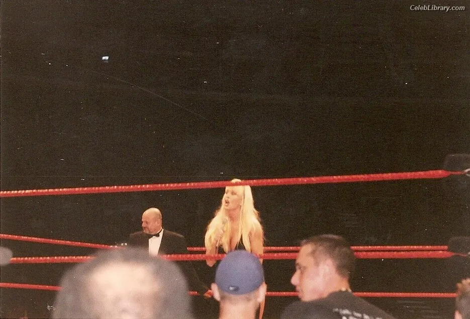 Debra Marshall photo 15 of 22