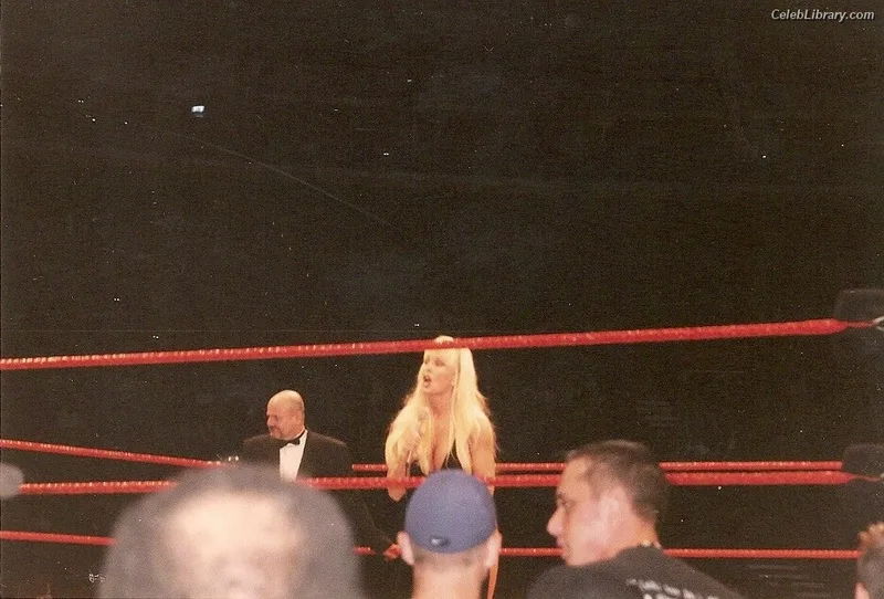 Debra Marshall photo 15 of 22