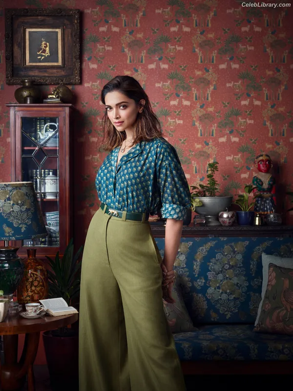 Deepika Padukone photo 17 of 76