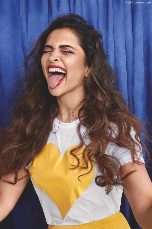 Deepika Padukone photo 6 of 76