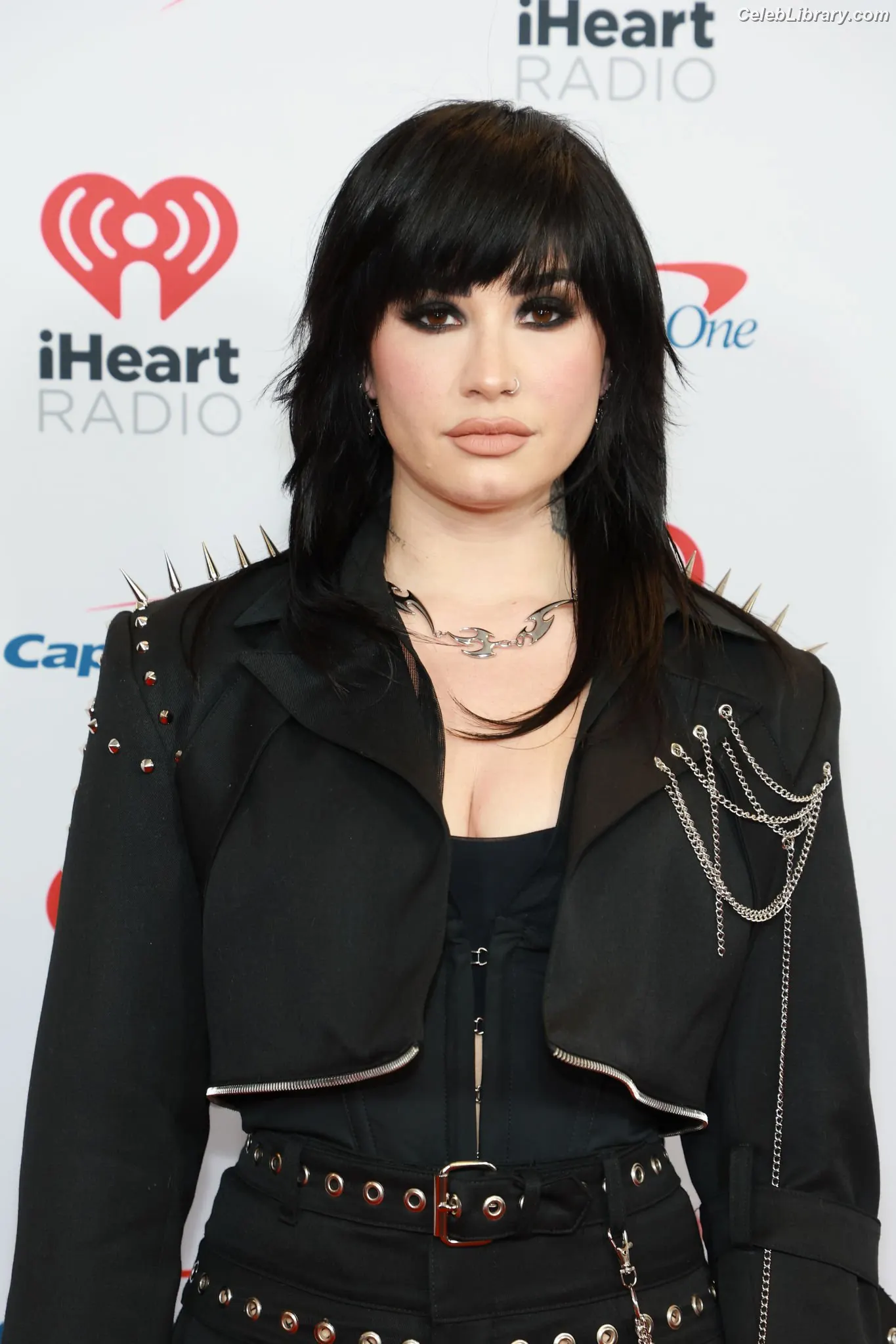 Demi Lovato photo 23 of 1264