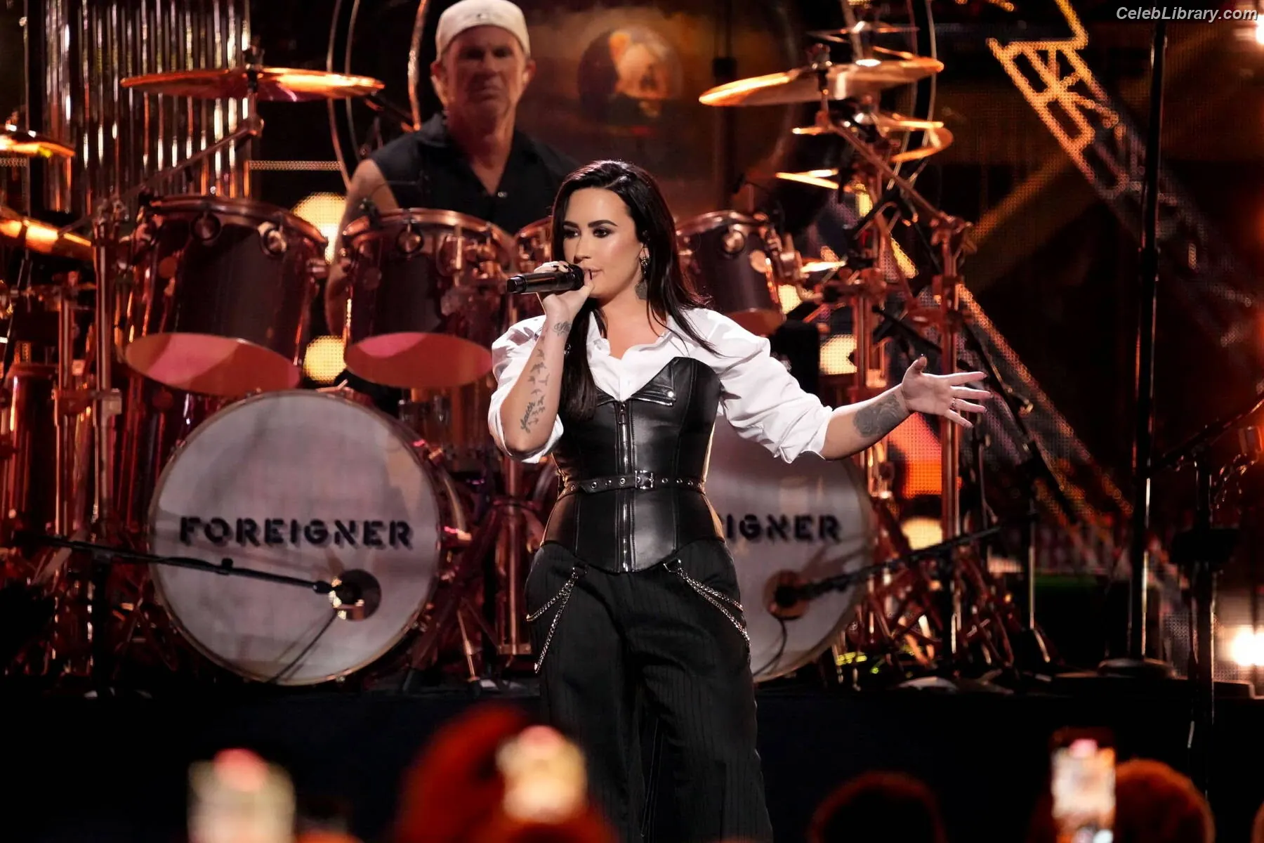 Demi Lovato photo 24 of 1264