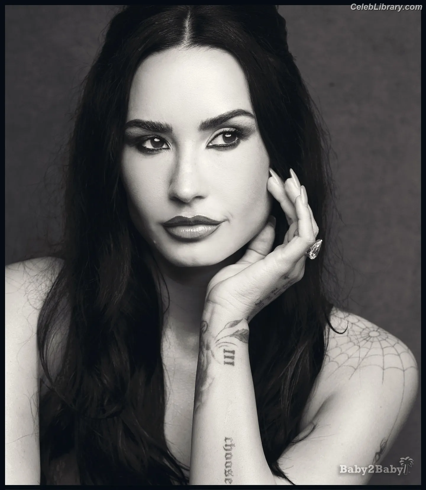 Demi Lovato photo 18 of 1264