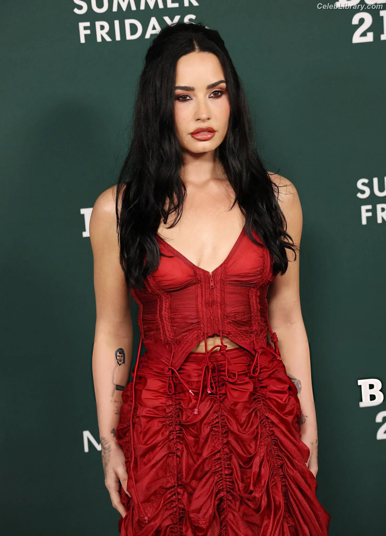 Demi Lovato photo 24 of 1264