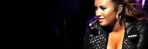 Demi Lovato photo 15 of 1264