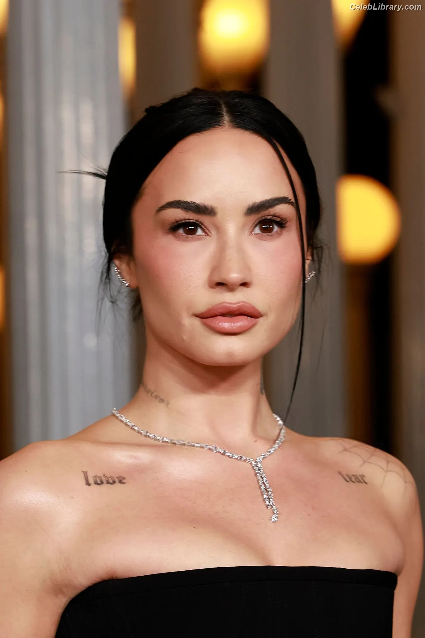 Demi Lovato photo 2 of 1264