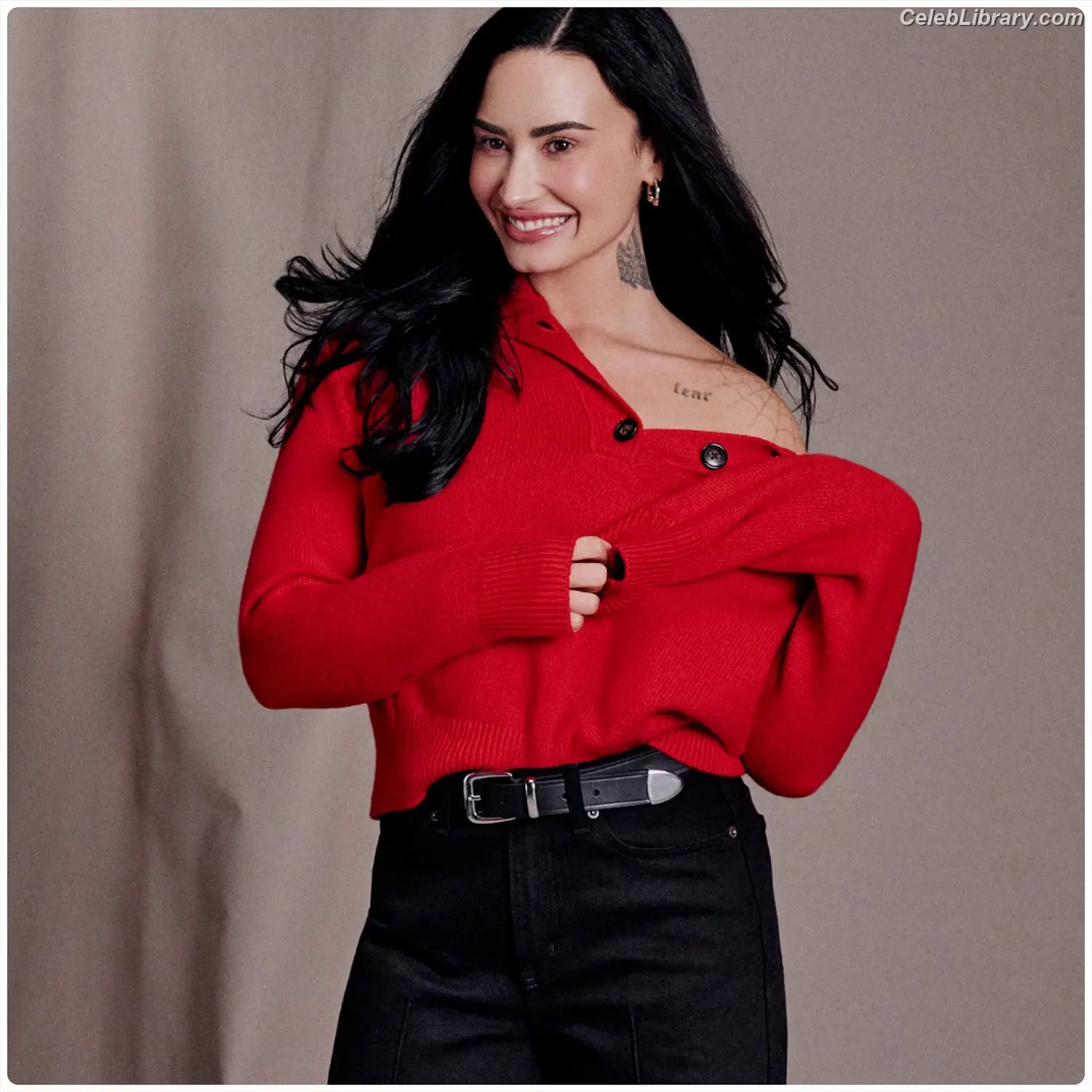 Demi Lovato photo 11 of 1264