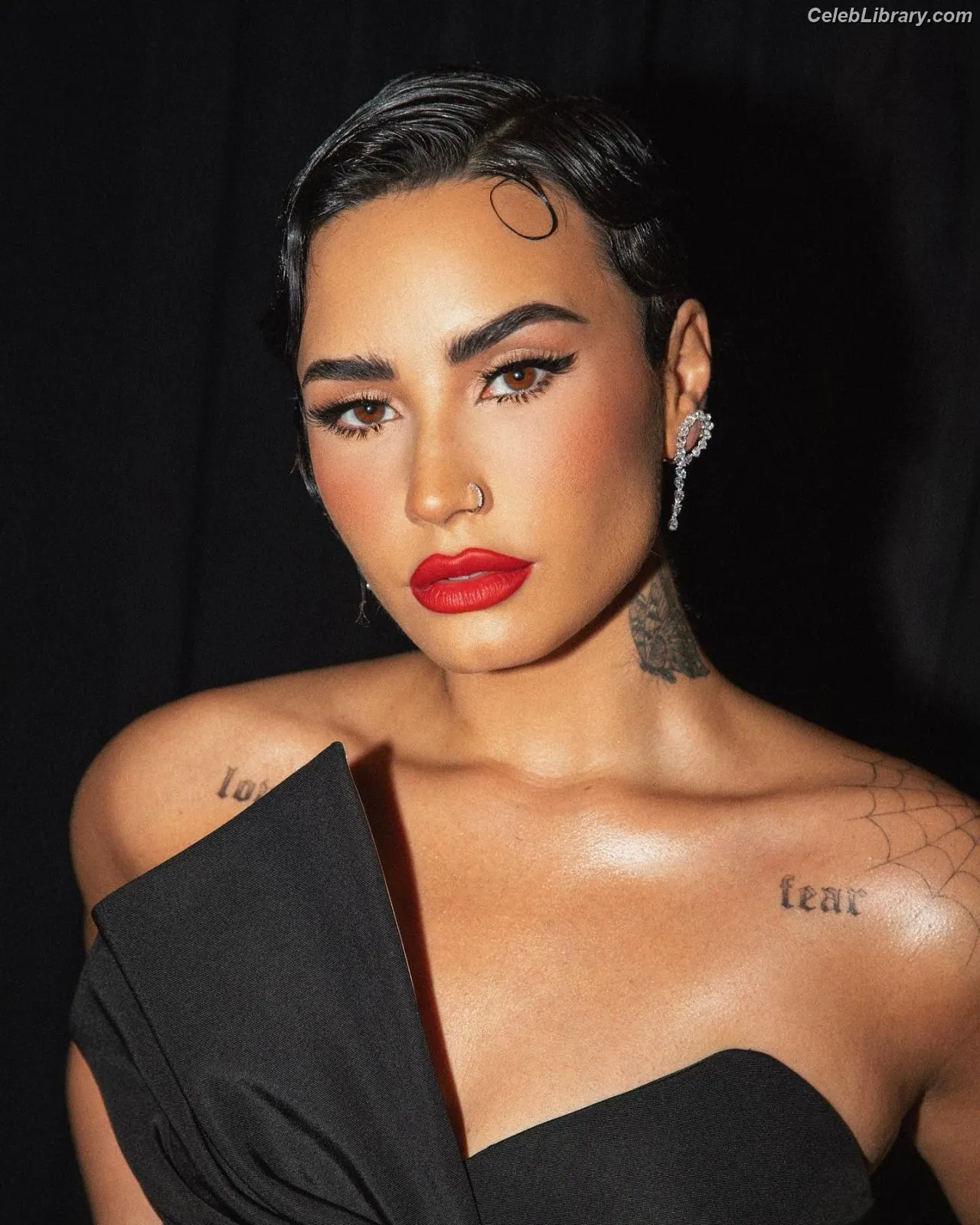 Demi Lovato photo 22 of 1264