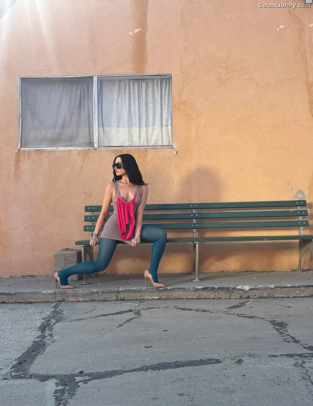 Demi Lovato photo 1 of 1264