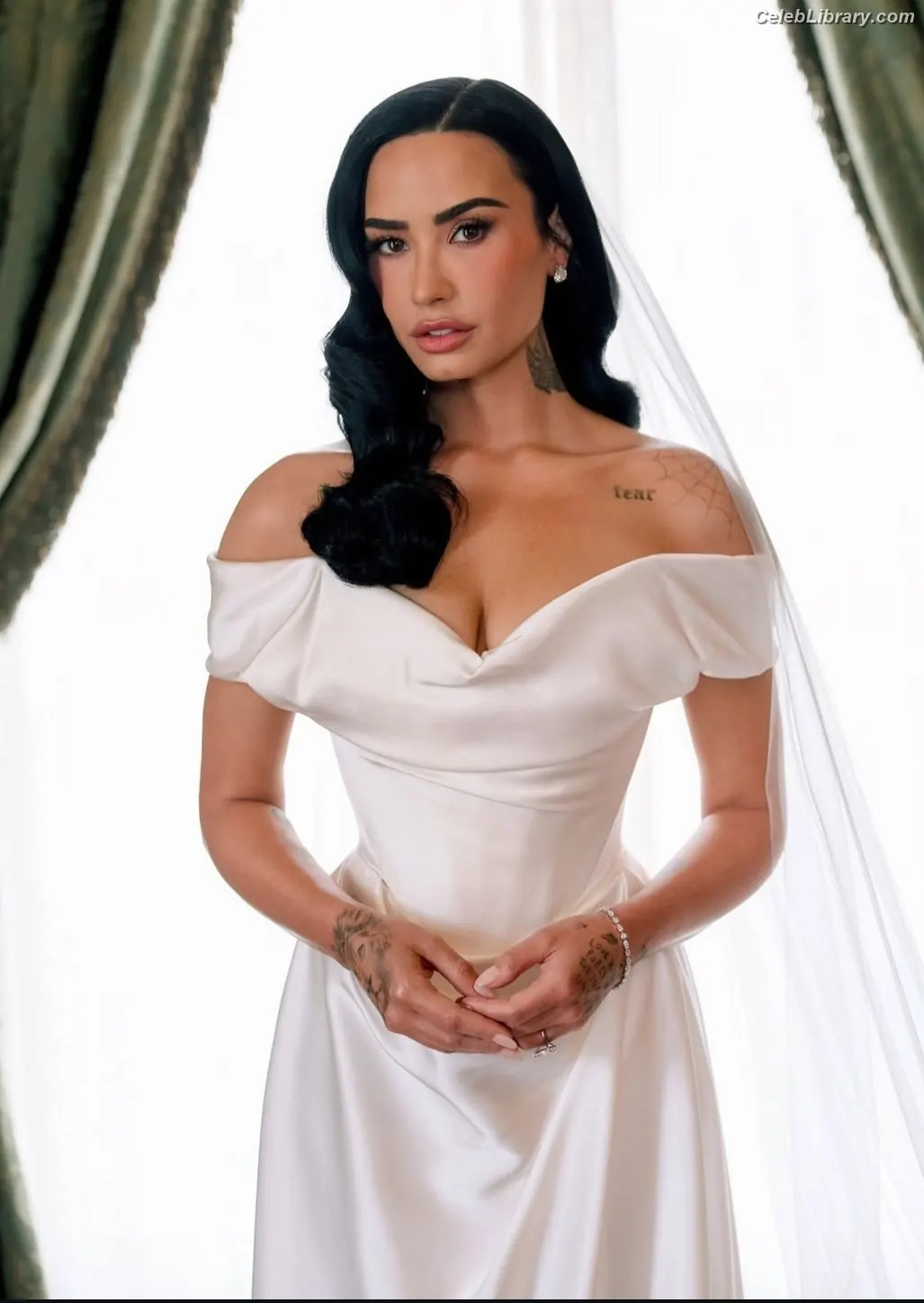 Demi Lovato photo 21 of 1264