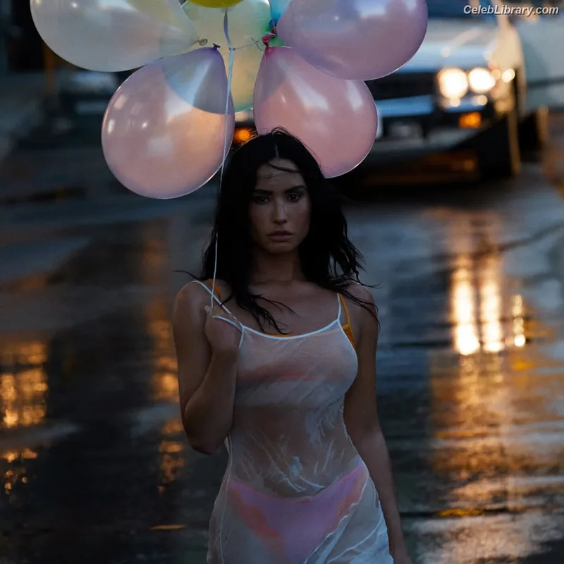 Demi Lovato photo 19 of 1234