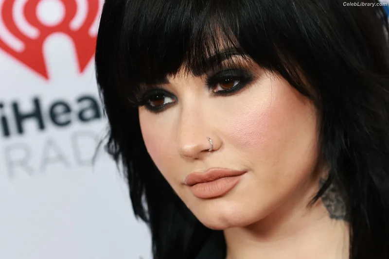Demi Lovato photo 19 of 1234