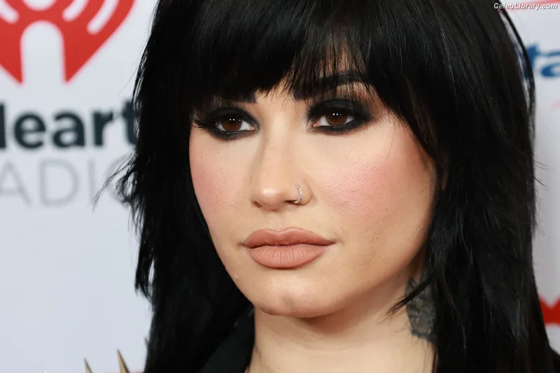 Demi Lovato photo 20 of 1234