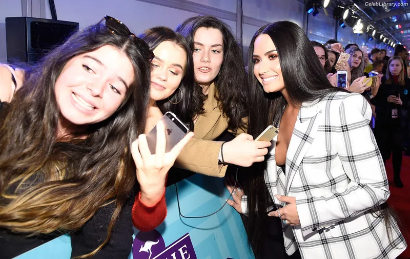 Demi Lovato photo 14 of 1234