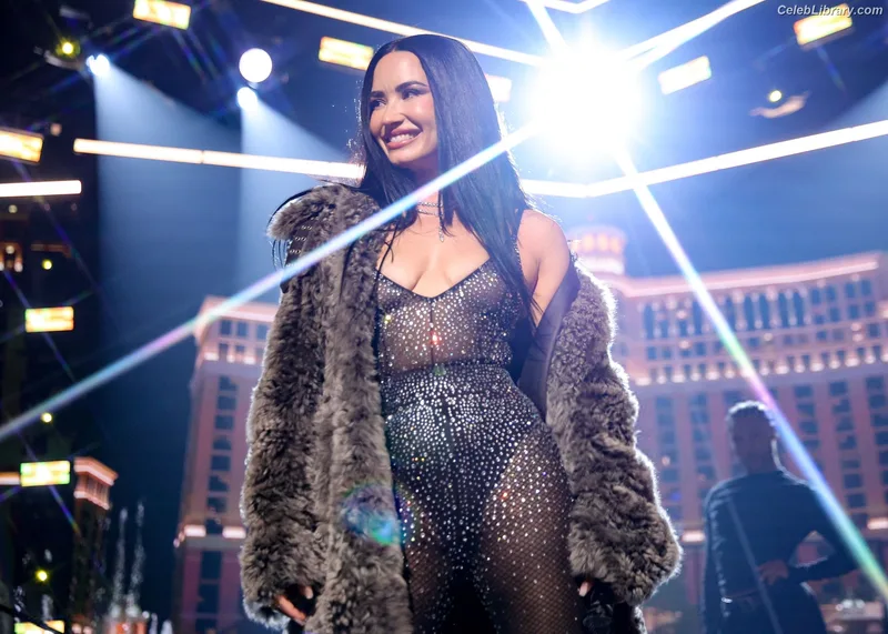 Demi Lovato photo 15 of 1234