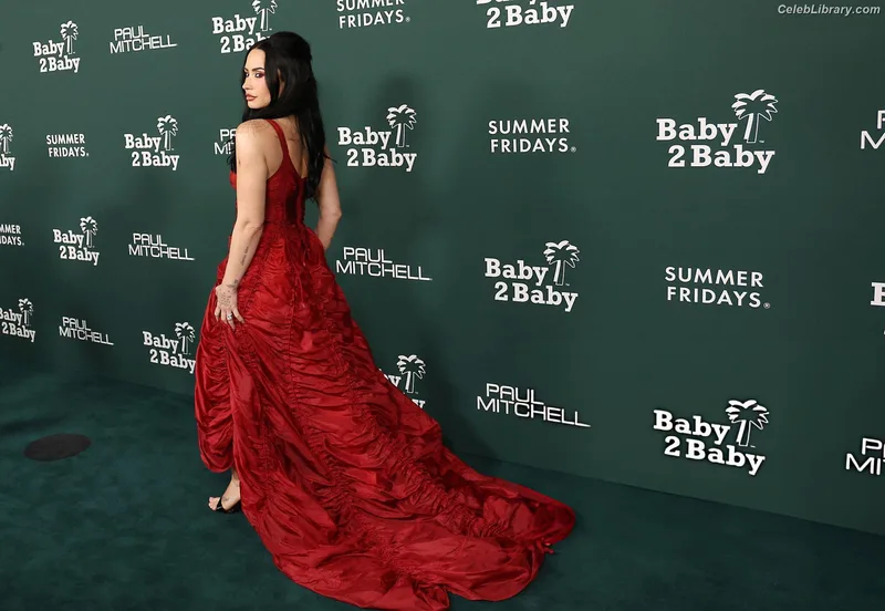 Demi Lovato photo 18 of 1234
