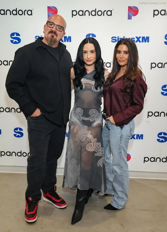 Demi Lovato photo 13 of 1234