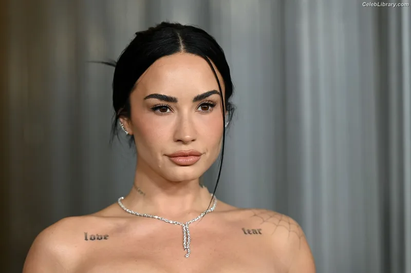 Demi Lovato photo 22 of 1234