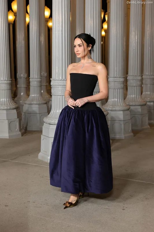 Demi Lovato photo 6 of 1234