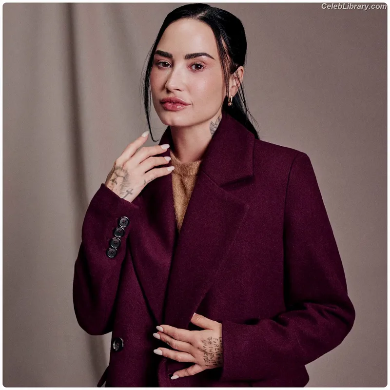 Demi Lovato photo 19 of 1234