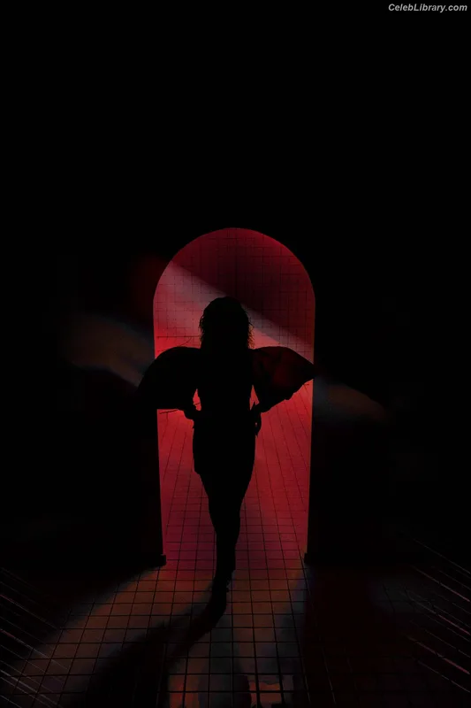 Demi Lovato photo 7 of 1234