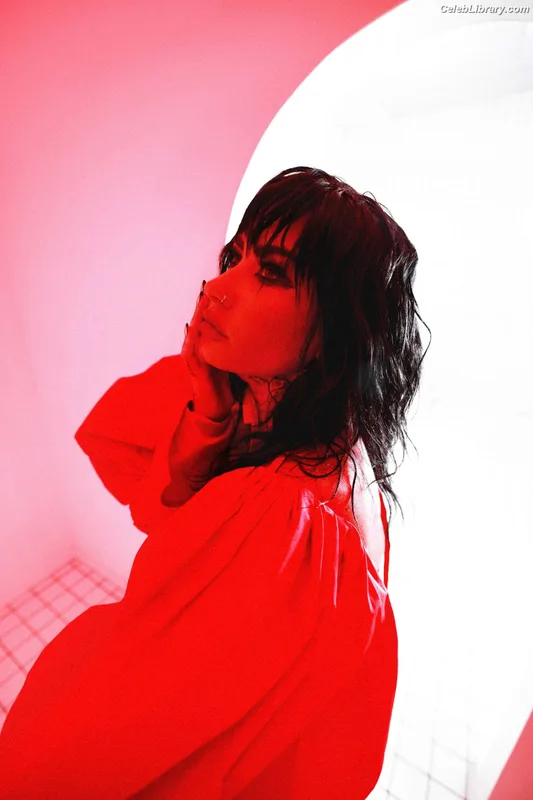 Demi Lovato photo 19 of 1234