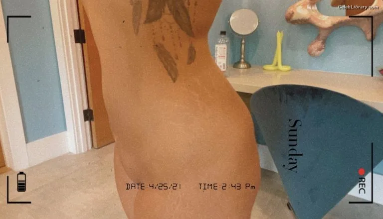 Demi Lovato photo 8 of 1234