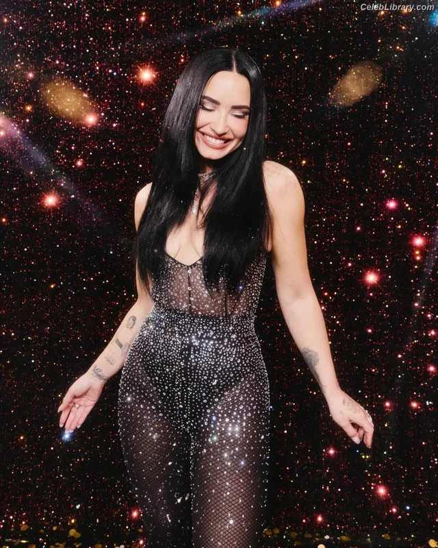 Demi Lovato photo 13 of 1234