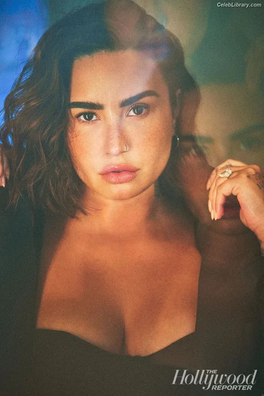 Demi Lovato photo 20 of 1234