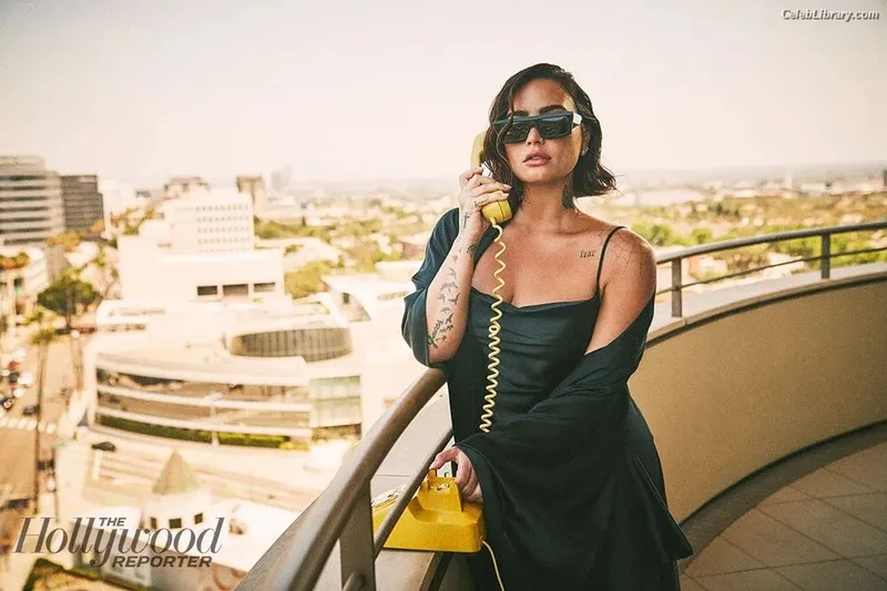 Demi Lovato photo 24 of 1234