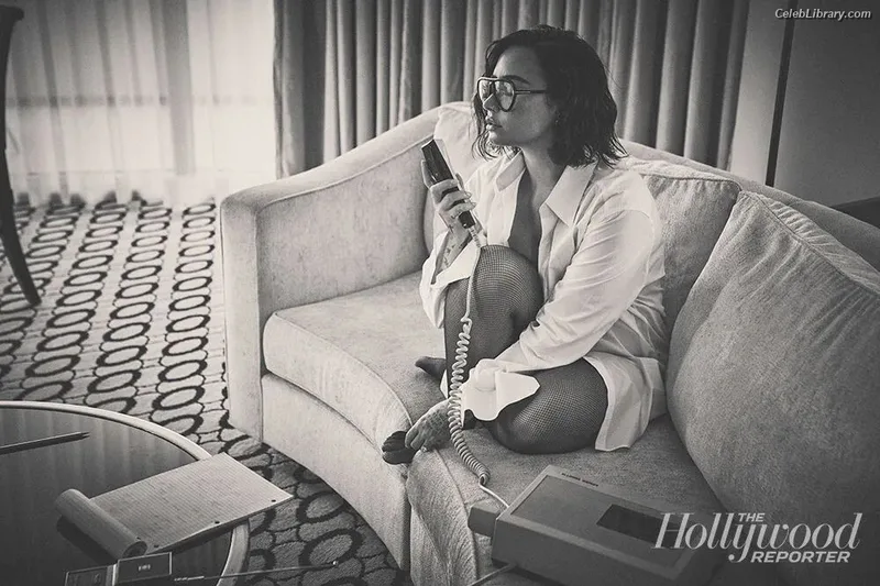 Demi Lovato photo 1 of 1234