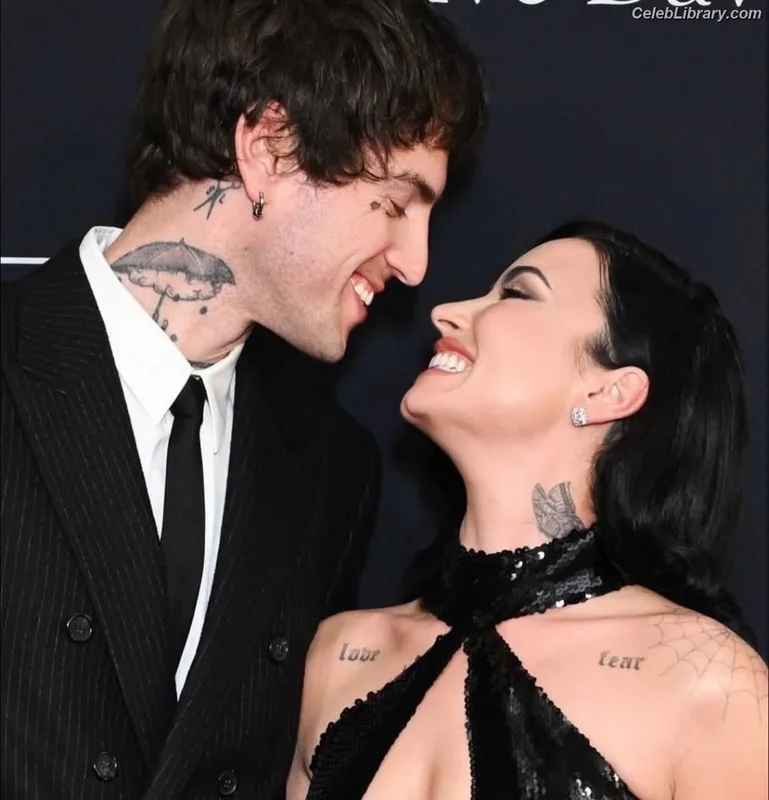 Demi Lovato photo 11 of 1234