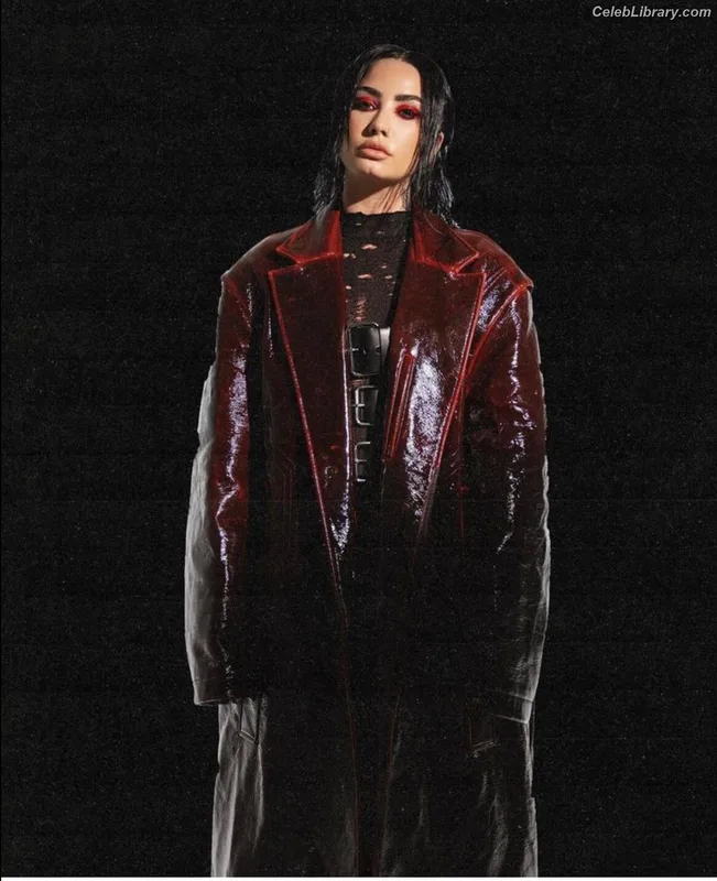 Demi Lovato photo 11 of 1234