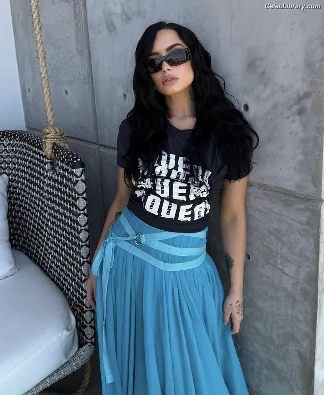 Demi Lovato photo 16 of 1234