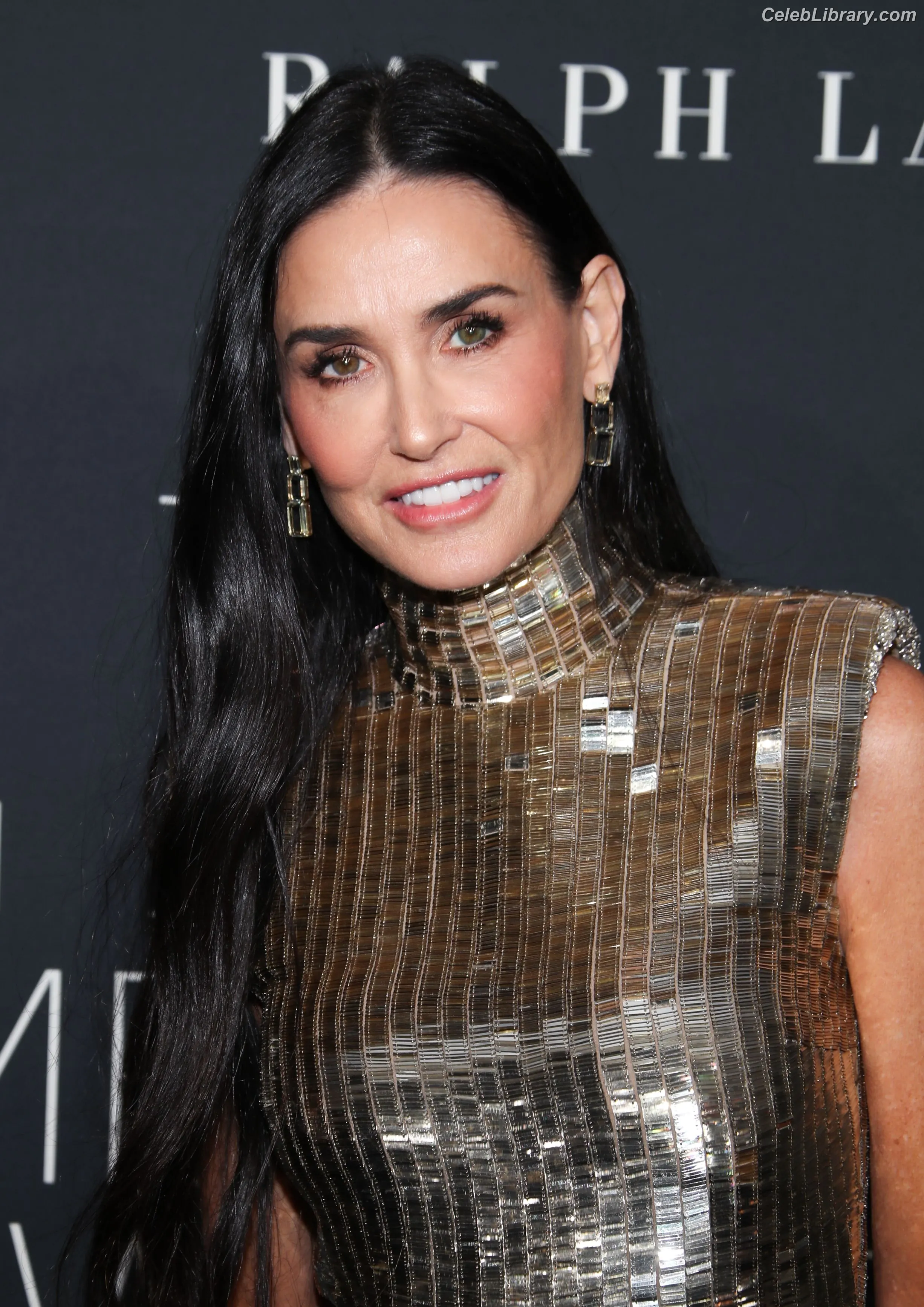 Demi Moore photo 14 of 471