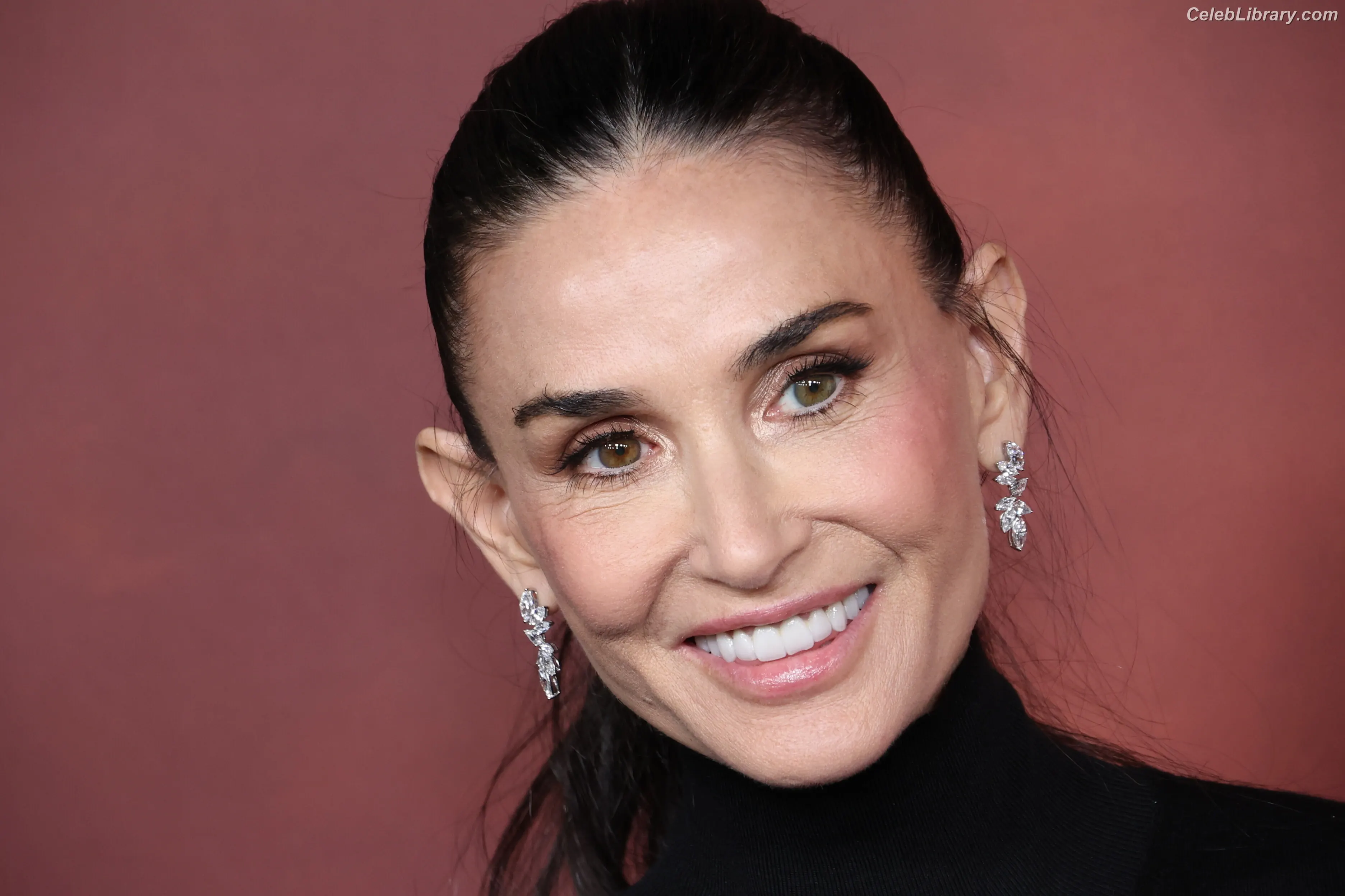 Demi Moore photo 20 of 471