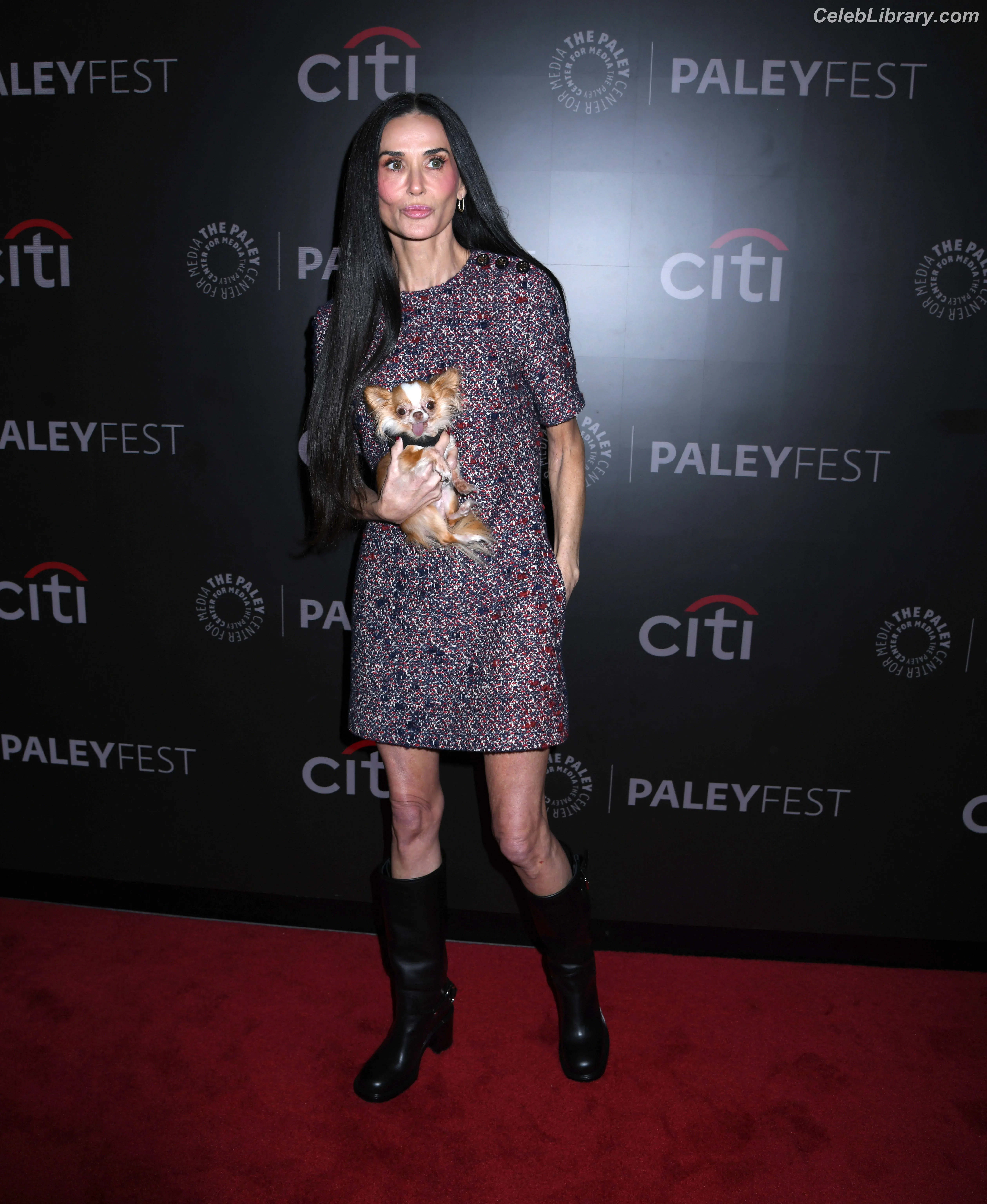 Demi Moore photo 18 of 471