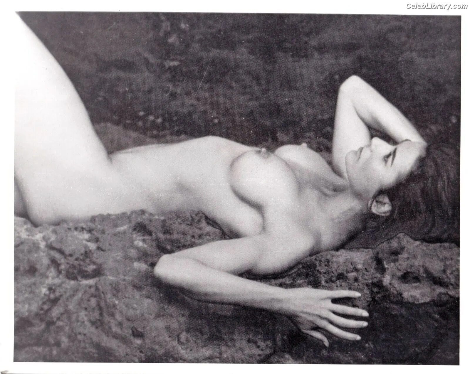 Demi Moore photo 15 of 471