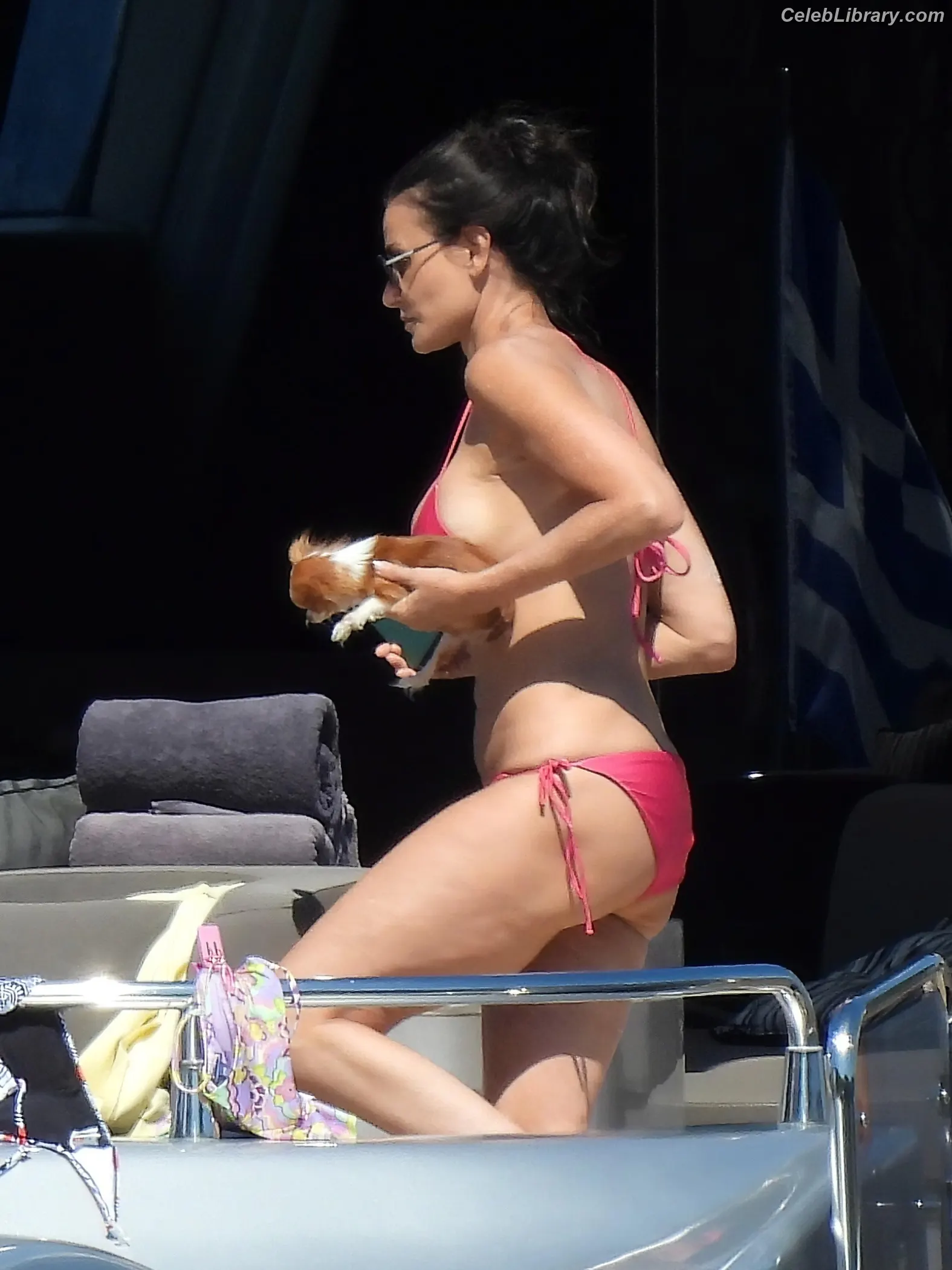 Demi Moore photo 16 of 471