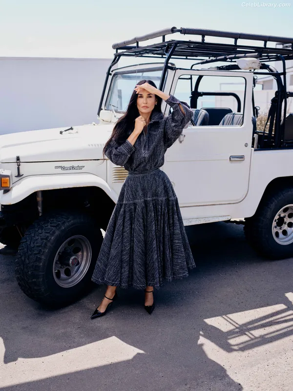 Demi Moore photo 5 of 471