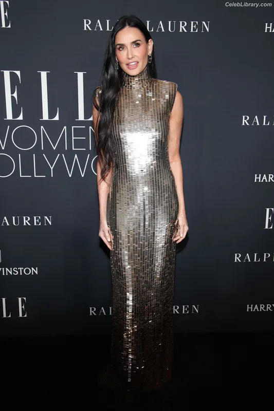 Demi Moore photo 12 of 471