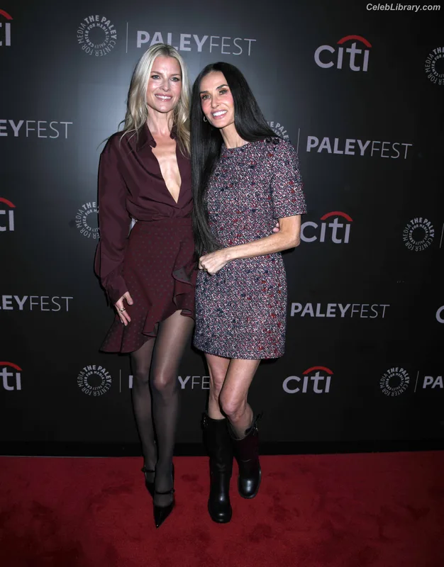 Demi Moore photo 7 of 471