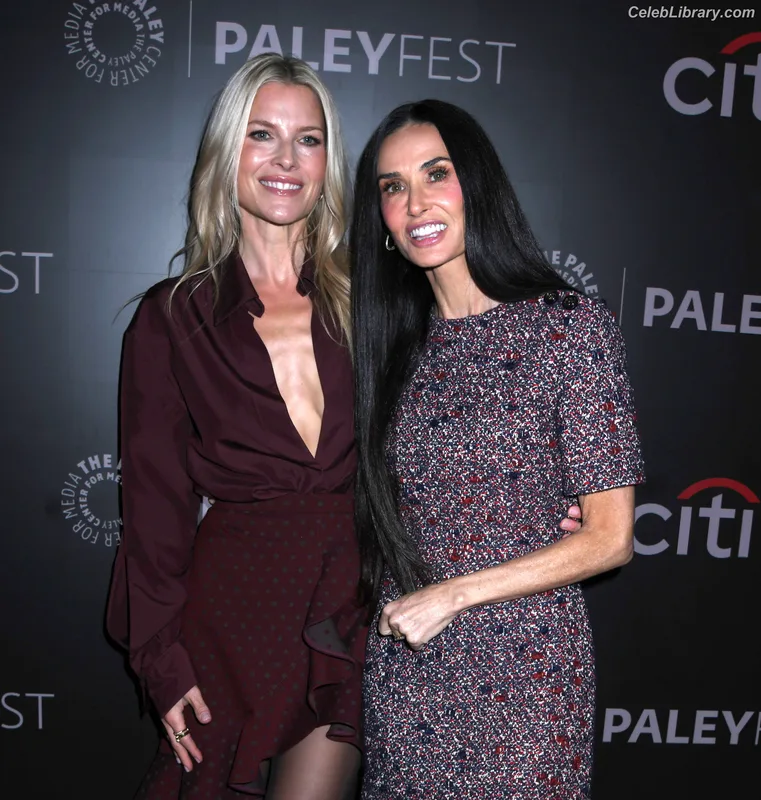 Demi Moore photo 10 of 471