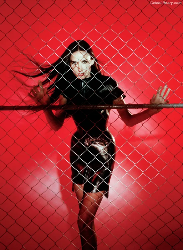 Demi Moore photo 8 of 471