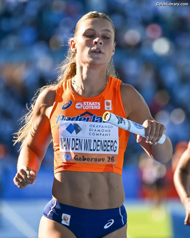 Demi van den Wildenberg photo 1 of 418