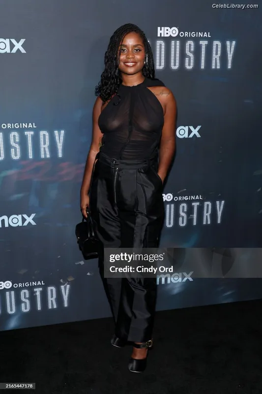 Denee Benton photo 22 of 29