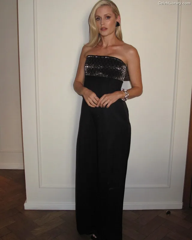 Denise Gough photo 11 of 27